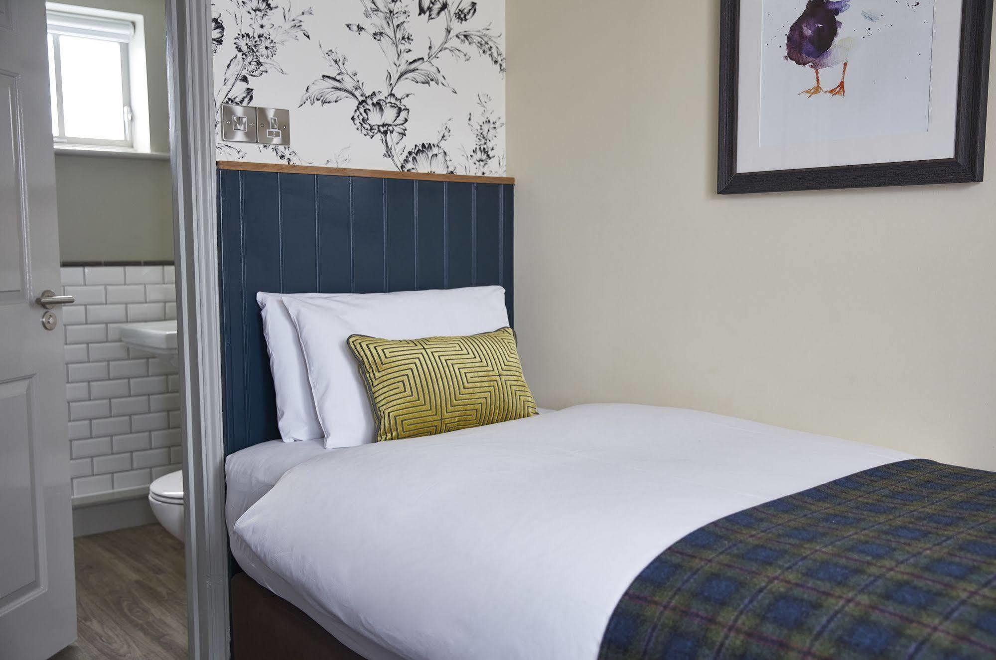 Swan Hotel By Greene King Inns Thaxted Ngoại thất bức ảnh